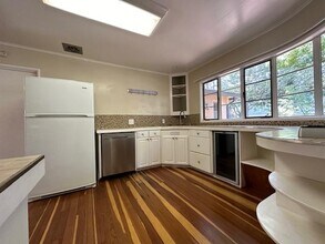845 Apricot Ave in Campbell, CA - Building Photo - Building Photo