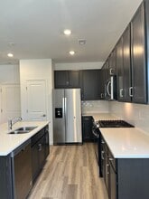 1910 Rosen Dr in Fort Collins, CO - Building Photo - Building Photo