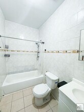 VAN SICLEN AVENUE, Unit 3 in Brooklyn, NY - Foto de edificio - Building Photo