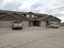 100-106 Haley Pl in Tea, SD - Building Photo