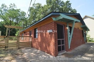 835 Wilkerson Ave in Durham, NC - Building Photo