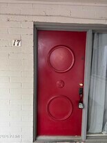 4111 E Camelback Rd in Phoenix, AZ - Building Photo