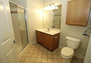 The Highlands at Cherry Hill in Cherry Hill, NJ - Building Photo - Interior Photo