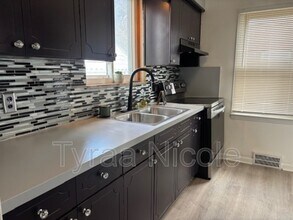 5940 Cadieux Rd in Detroit, MI - Building Photo - Building Photo