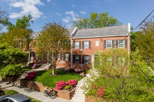 Spring Valley Apartments in Washington, DC - Building Photo
