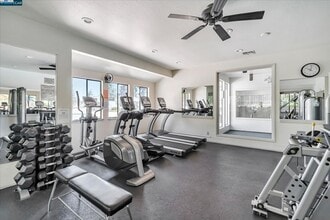 21071 Gary Dr in Hayward, CA - Building Photo - Building Photo