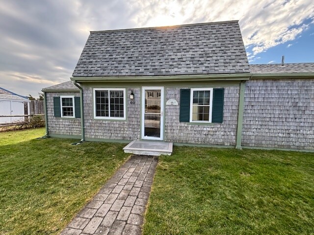 60 N Shore Blvd in Sandwich, MA - Foto de edificio