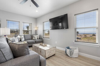 135 Brady Dr in Biloxi, MS - Building Photo - Building Photo