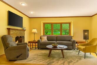 630 Maple Ct in Elburn, IL - Building Photo - Building Photo