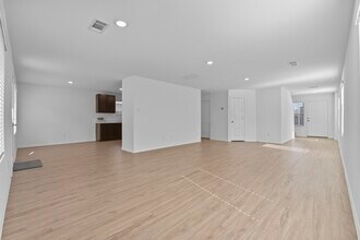 18718 Clearwater Brk Dr in Roman Forest, TX - Building Photo - Building Photo