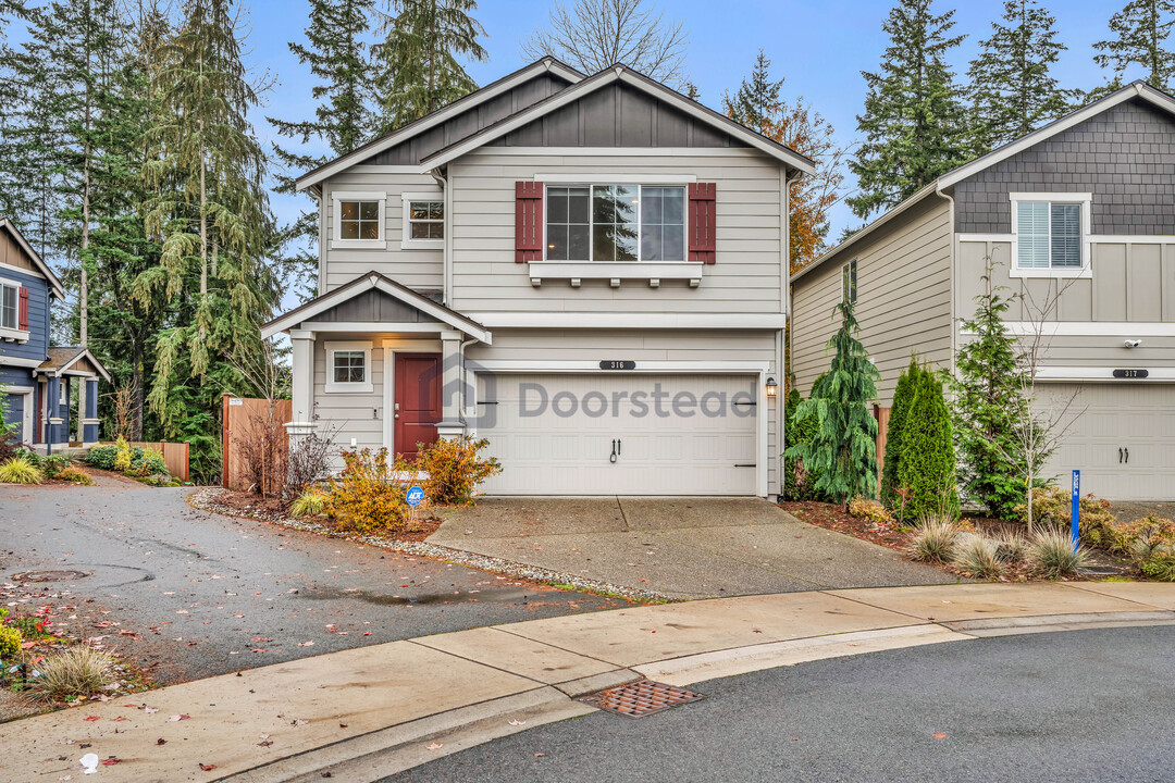 316 169th Pl SW in Bothell, WA - Foto de edificio