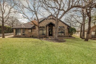 207 Pebble Beach Dr in Trophy Club, TX - Building Photo