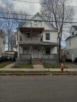 134 Parkway Dr in Syracuse, NY - Building Photo