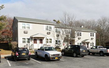 Whalebone Village in East Hampton, NY - Building Photo - Building Photo