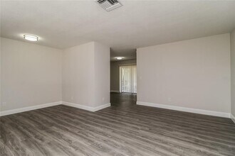 820 N Florida Ave in DeLand, FL - Building Photo - Building Photo