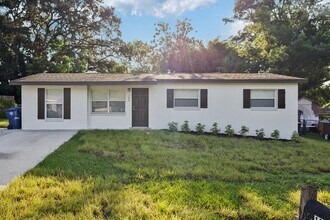 108 Lillian St in Minneola, FL - Building Photo - Building Photo