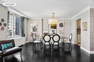 170 E 87th St in New York, NY - Building Photo - Building Photo