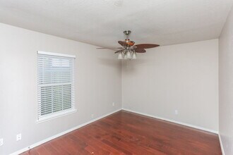 1414 Barbara Ln in Arlington, TX - Building Photo - Building Photo