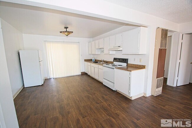 1035 Parkview St in Reno, NV - Building Photo - Building Photo