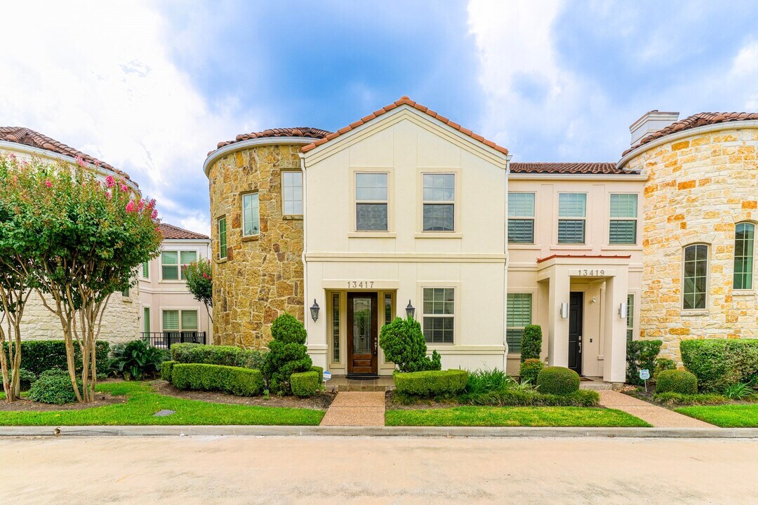 13417 Preston Cliff Ct in Houston, TX - Building Photo