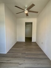 4007 Deleuil Ave in Tampa, FL - Building Photo - Building Photo