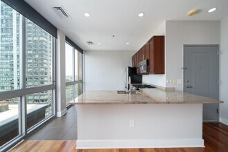201 Marin Blvd in Jersey City, NJ - Building Photo - Building Photo