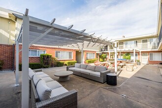 276 Adams in Oakland, CA - Foto de edificio - Building Photo