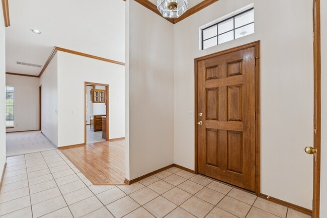 11129 Springhollow Ct in Oklahoma City, OK - Building Photo - Building Photo