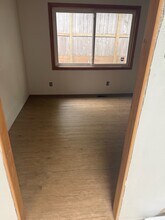 8524 SE 28th Ave in Milwaukie, OR - Foto de edificio - Building Photo