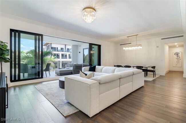 property at 1130 3rd Ave S