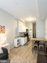 1724 N Bouvier St in Philadelphia, PA - Building Photo