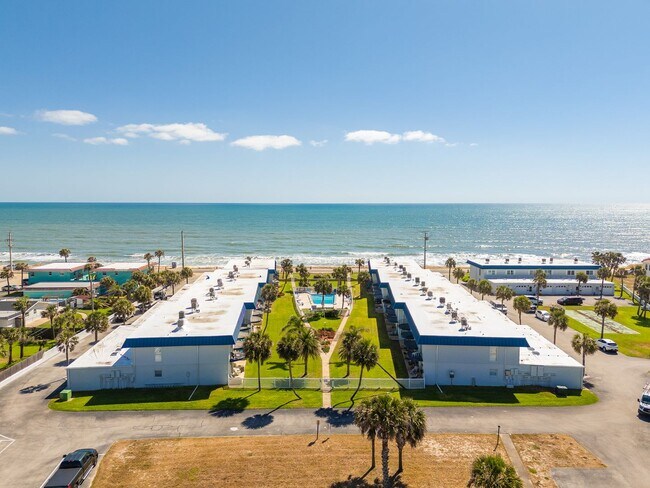 2750 Ocean Shore Blvd in Ormond Beach, FL - Building Photo - Building Photo