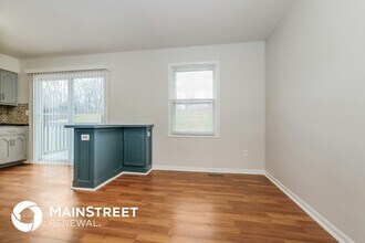 6221 N Mercier St, Unit A409 in Kansas City, MO - Foto de edificio - Building Photo