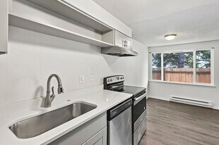 Pacific Terrace in Tacoma, WA - Building Photo