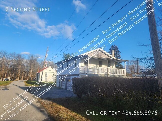 2 2nd St in Kutztown, PA - Building Photo - Building Photo