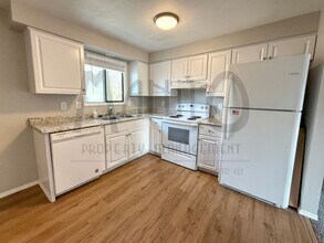 10809-10811 E Nora Ave in Spokane Valley, WA - Building Photo - Building Photo