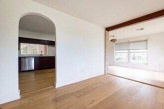 300 Parish Dr in Arabi, LA - Building Photo - Building Photo