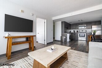 50 Morgan St N, Unit 1111 in Hartford, CT - Foto de edificio - Building Photo