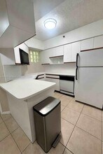 9156 Collins Ave in Surfside, FL - Building Photo - Building Photo