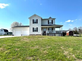 257 Cypress Ln in Jacksboro, TN - Building Photo