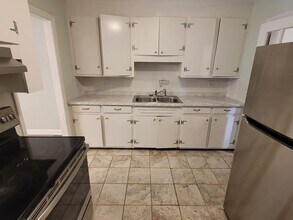 7030-7032 Patterson Rd in Columbia, SC - Building Photo - Building Photo