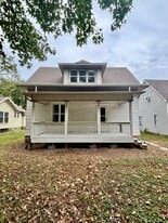 614 Bluemont Ave in Manhattan, KS - Building Photo