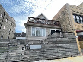 3230 N Elston Ave in Chicago, IL - Building Photo