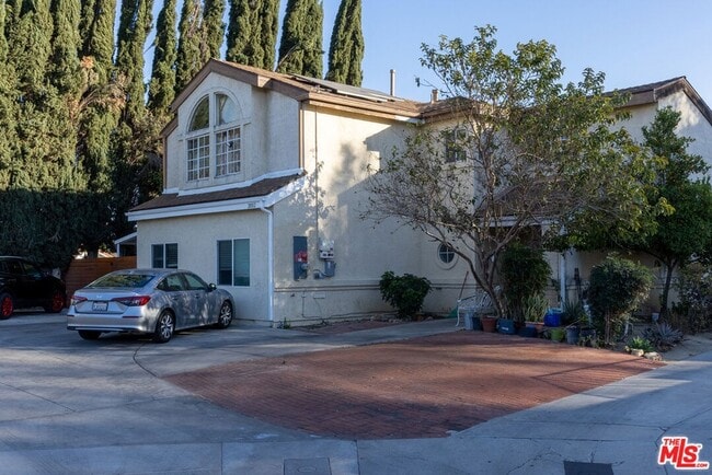 20102 Baltar St in Los Angeles, CA - Building Photo - Building Photo