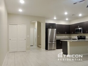 12576 W Lindbergh Dr in Peoria, AZ - Building Photo - Building Photo