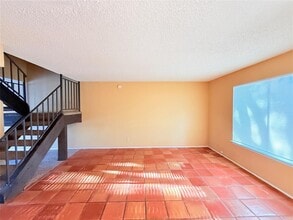 9611 Blue Creek Ln in Austin, TX - Building Photo - Building Photo