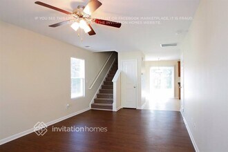 5016 Broad Leaf Ct in Dallas, NC - Building Photo - Building Photo
