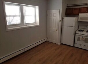 15 Marion St, Unit 10-3 in Boston, MA - Building Photo - Building Photo