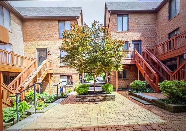 property at 287 Lear St