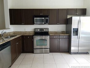 11033 Legacy Blvd in Palm Beach Gardens, FL - Building Photo - Building Photo